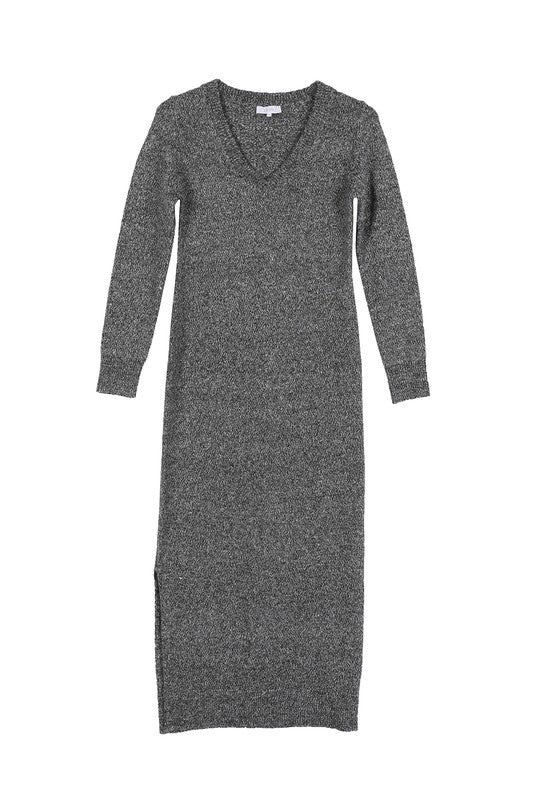 WINNIE V-Neck Sweater Maxi Dress